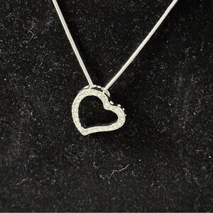Swarovski elements heart shaped pendant new